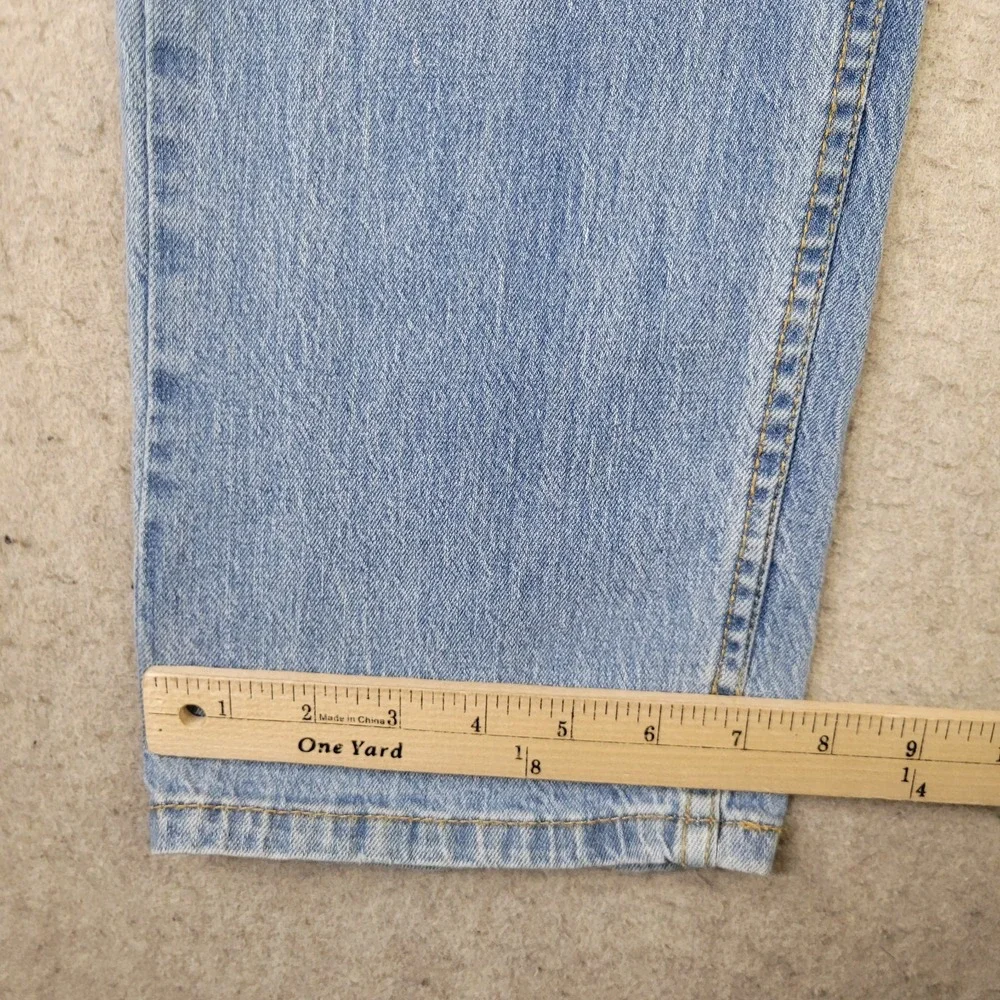 Levi's 505 Men's Jeans 32x30 Medium Wash Blue Denim Regular Fit Straight Leg